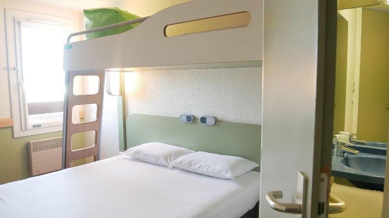 Ibis Budget Narbonne Sud A9/A61 Hotel Buitenkant foto